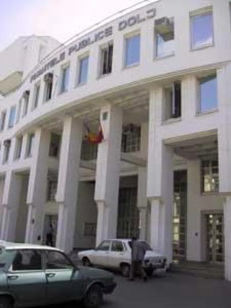 Finantistii doljeni au pierdut razboiul cu evaziunea fiscala