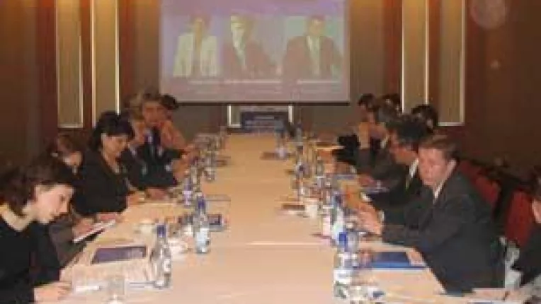 Finantistii i-au invatat pe primari cum sa faca rost de bani. Proiecte publice cu fonduri private