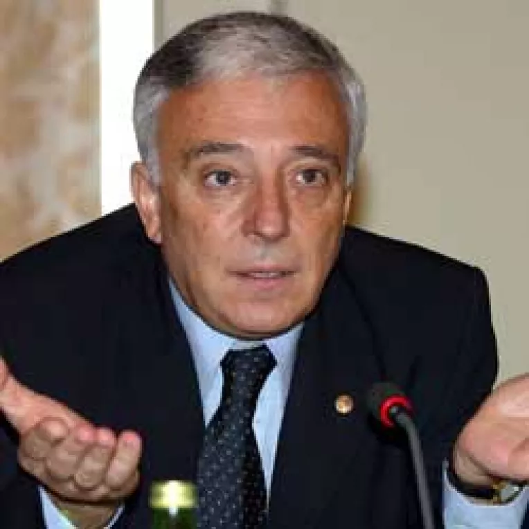 FMI vrea noi consultari cu Guvernul