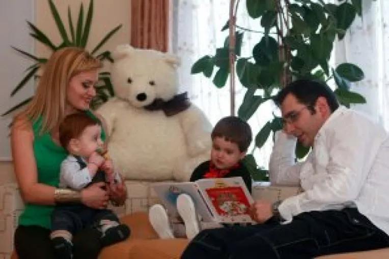 Fostii OTV-isti Claudiu Bogdan si Cristina Coca nu mai au job de un an