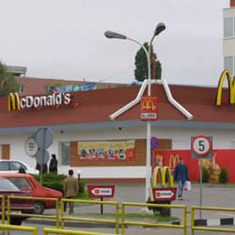 Franciza, o afacere in care nu pleci de la zero