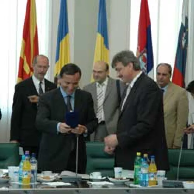 Franco Frattini ne da un ghiont spre UE