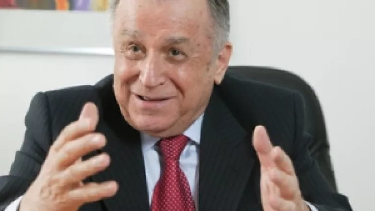 Gandul: Interviu cu Ion Iliescu despre dosarele secrete ale SUA, publicate de WIKILEAKS 
