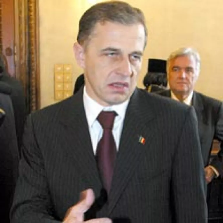 Geoana, tapul ispasitor al PSD Bucuresti