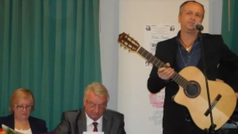 Gheorghe Amza: Meme Stoica a fost primul care mi-a citit poeziile in arest!