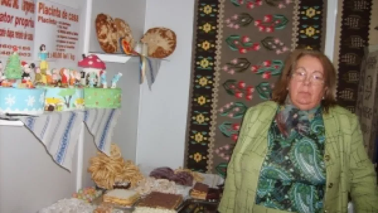 Gheorghita Ionescu, administrator la Aroma Casei: "Cozonac traditional cu nuca si figurine din martipan, la Sala Dalles!"
