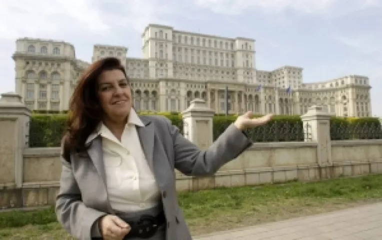 Goana dupa bani a mostenitorilor arhitectei Anca Petrescu