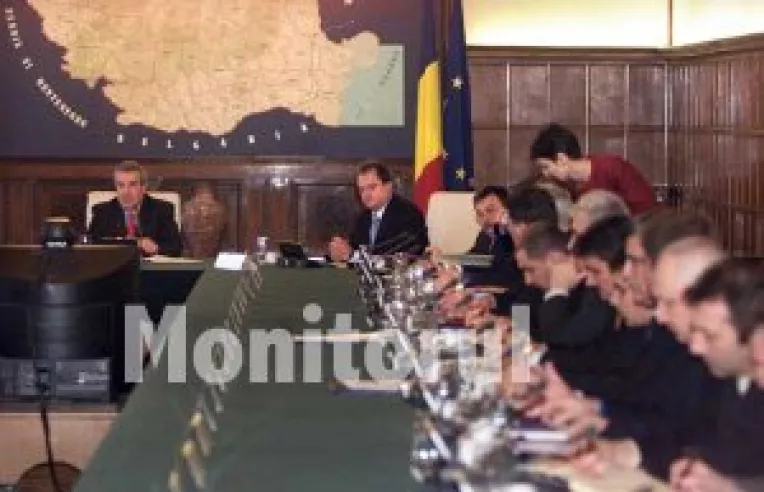 Guvernul greseste, Guvernul plateste