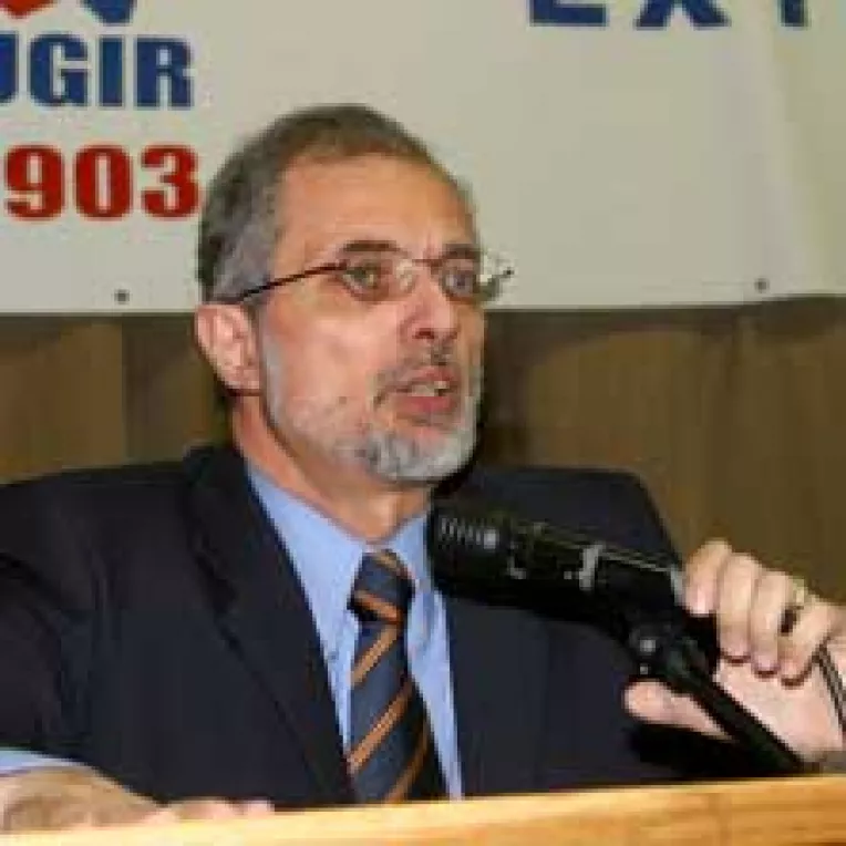 Guvernul introduce noi taxe pe usa din dos