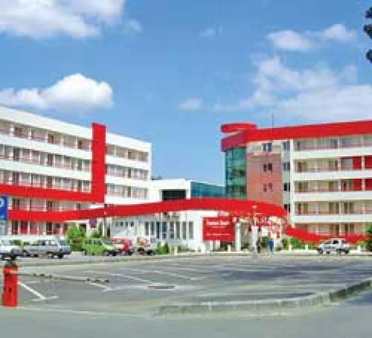 Hotelul Fantasy Beach din Mamaia, afiliat la Golden Tulip