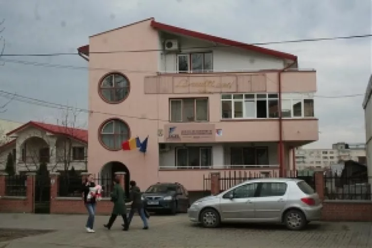 Hotie de milioane de euro la Cadastru.