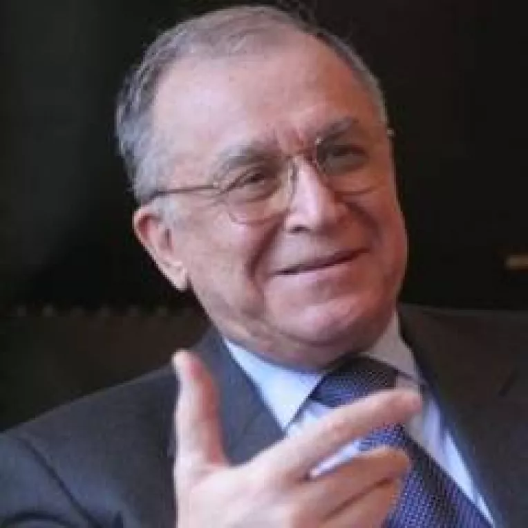 Iliescu: Ponta si Geoana trebuie sa se inteleaga