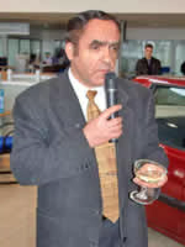 Imaginea Grupului Renault, terfelita de directorul Olteanu