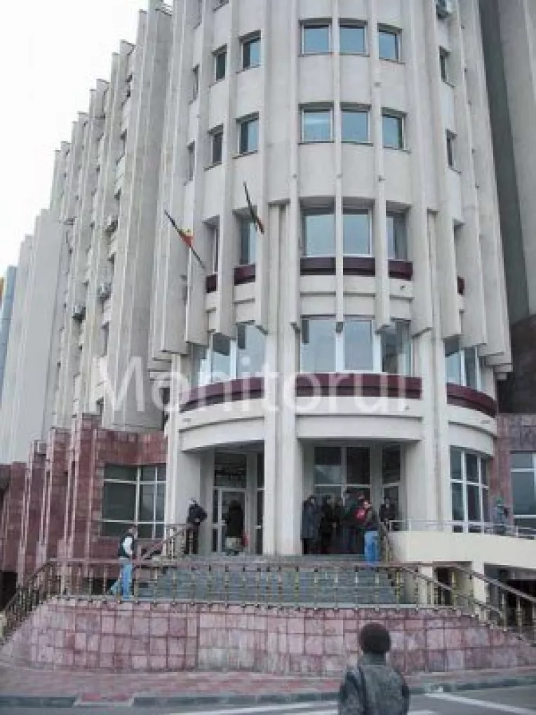 Impozitele marilor agenti economici galateni ajung la bugetul local