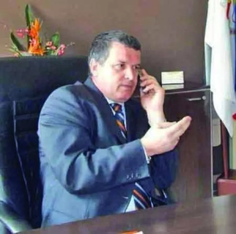 In dosarul in care era acuzat de coruptie, primarul din Ramnicu Valcea, Mircia Gutau a fost achitat de Curtea de Apel Constanta