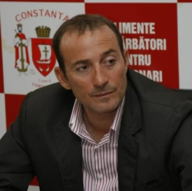 In opinia lui Radu Mazare, acuzatia de incompatibilitate care i-a fost adusa "este o graba caraghioasa"