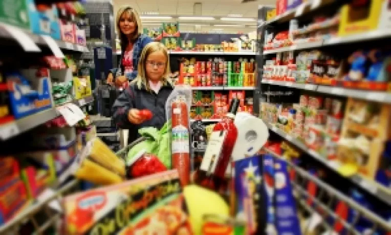 In primele 6 luni din 2016: Consumul privat a crescut cu 18%