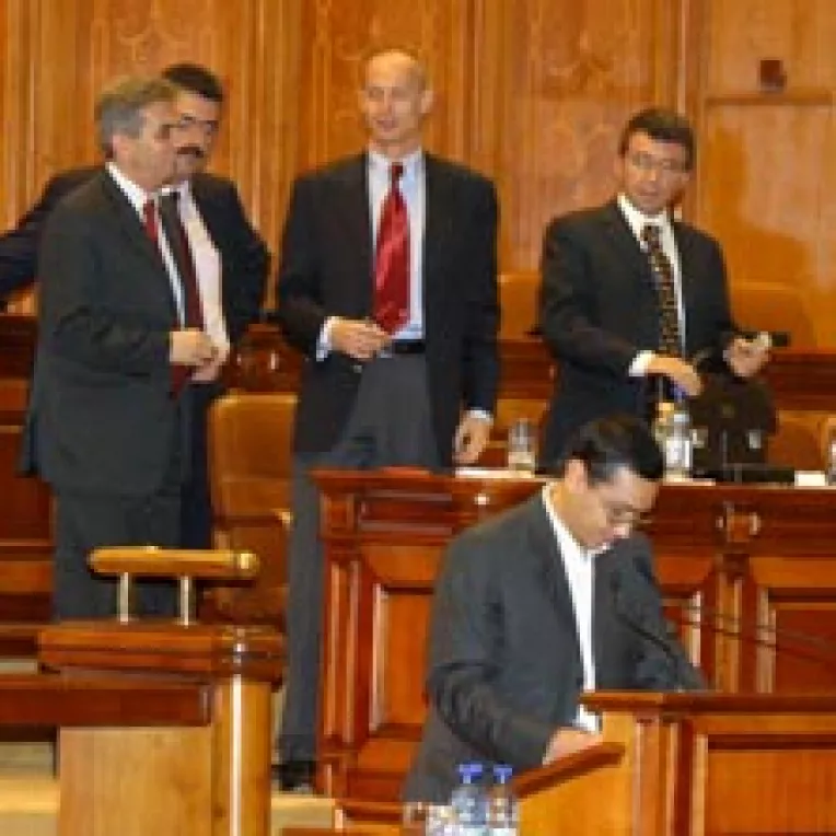 Incaierare in Camera Deputatilor