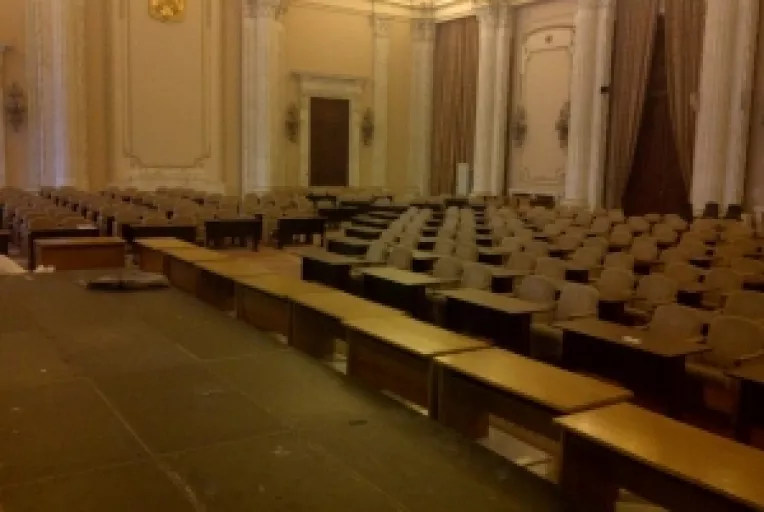 Incepand cu acest an plenul comun se va reuni in Sala Al.I. Cuza, cea mai mare din Palatul Parlamentului