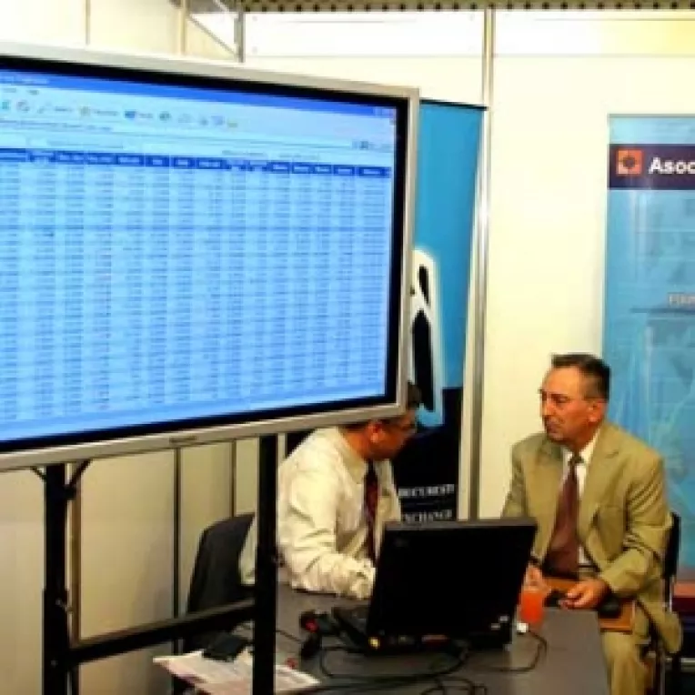 Inchiderea Arpechim incinge Bursa