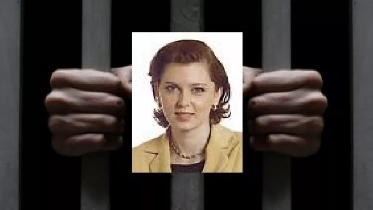 Inculpata Roberta Anastase implicata in hotii si furaciuni