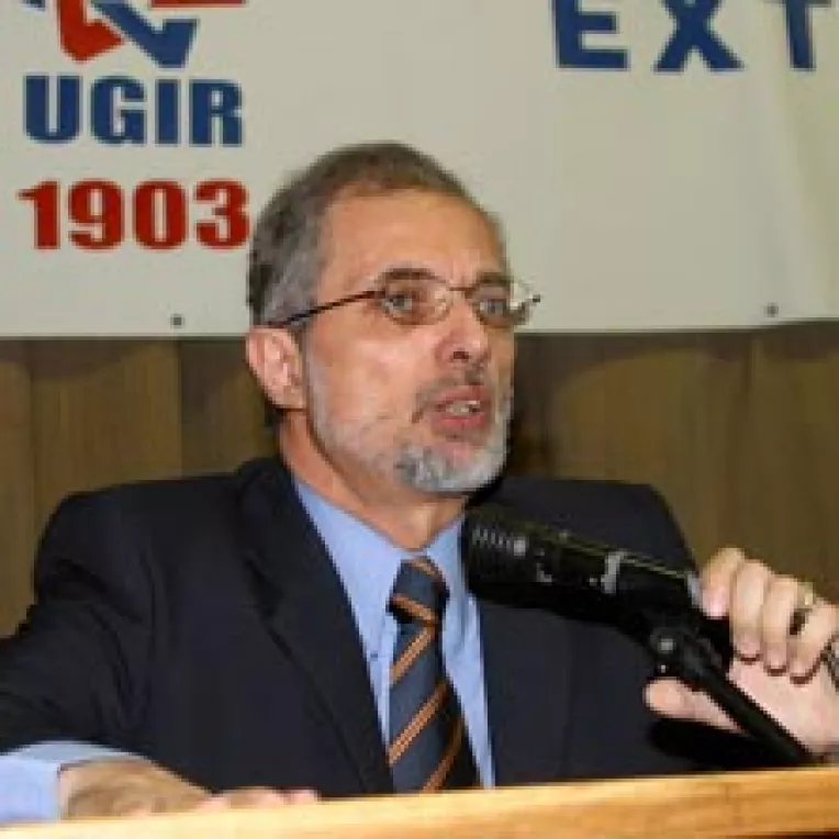 Industriasii se simt ignorati de Guvern