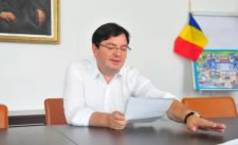 Interviu de Magda Marincovici cu Ministrul Sanatatii Nicolae Banicioiu (3)