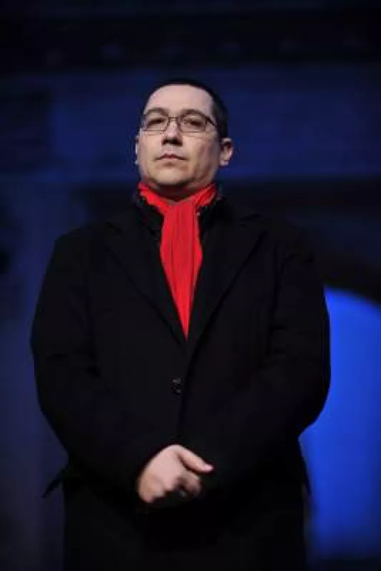 Interviu NewsIn cu Victor Ponta despre solutiile crizei politice din Romania (3) 