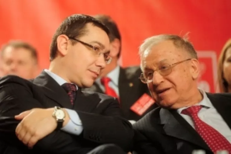 Ion Iliescu crede ca Victor Ponta ar gresi dacă ar accepta ACUM functia de premier 