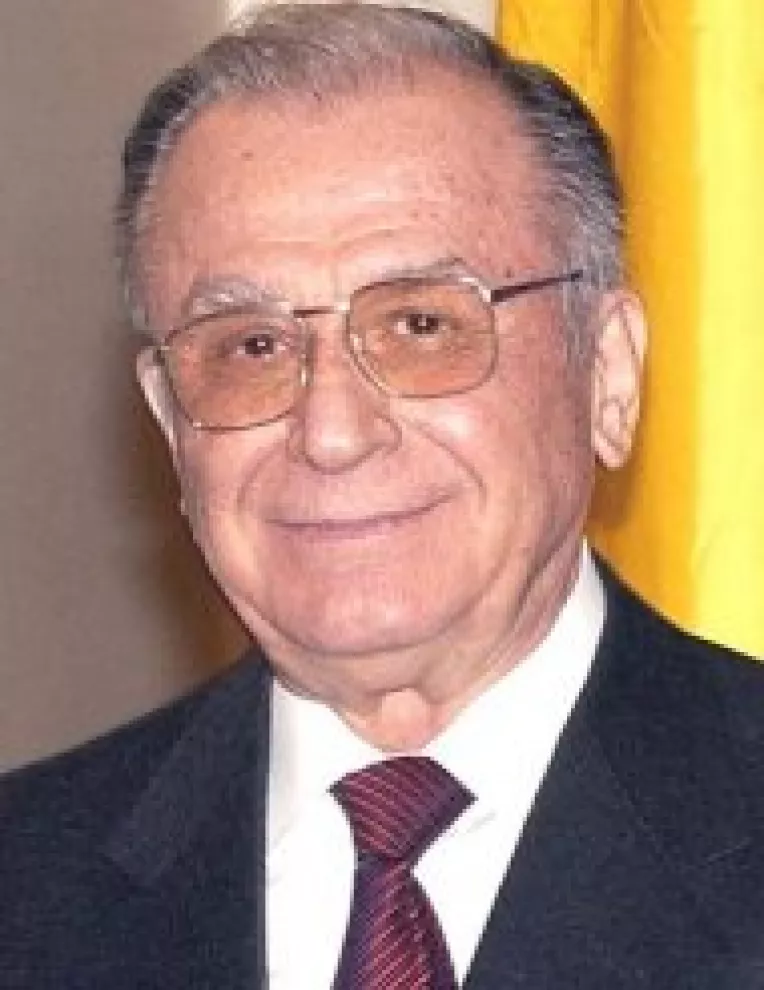 Ion Iliescu: "Guvernarea Basescu-Boc a luat masurile catastrofale care duc tara de rapa"