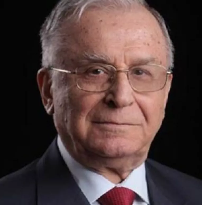 Ion Iliescu: Stau cu capul sus la judecata istoriei