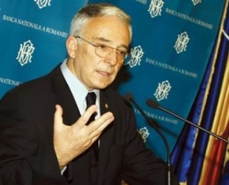 Isarescu: Economia Romaniei poate creste cu cate 5-6% pe an pana adoptam euro