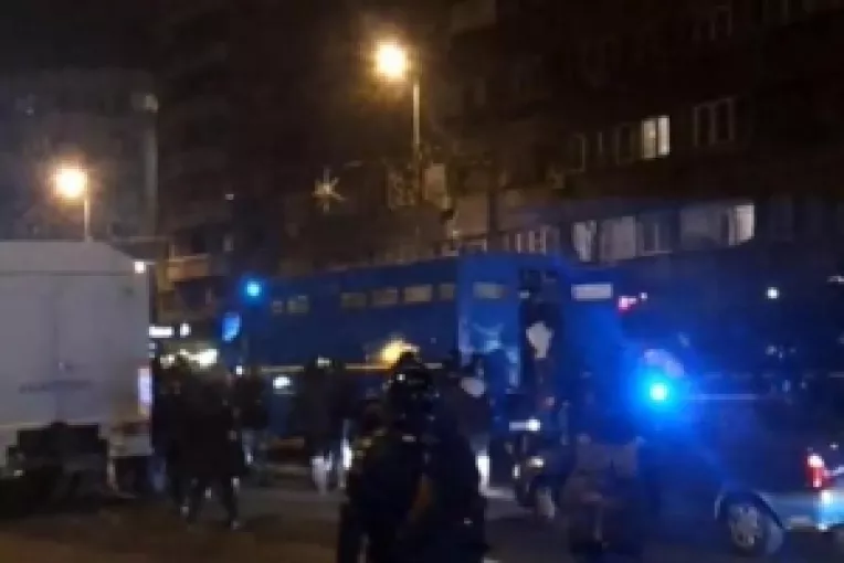 Jandarmii si-au descarcat furia pe ultrasi, in dube