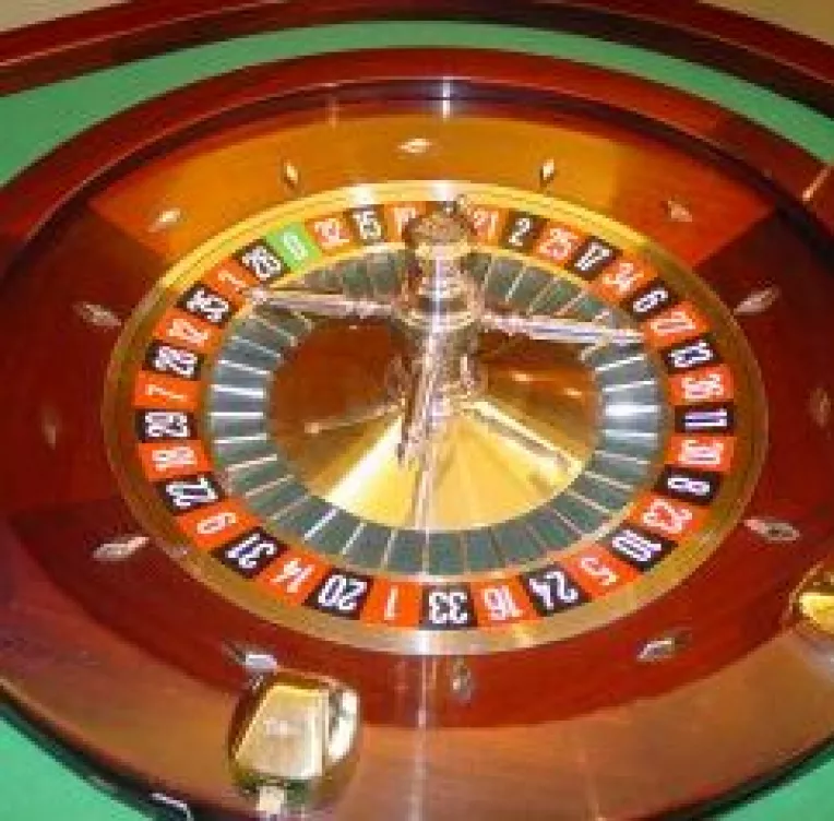 Jocurile de noroc si pariurile pe Internet, in afara legii