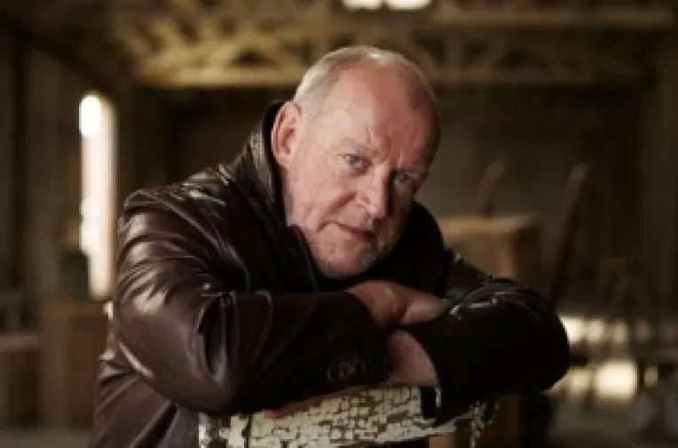 Joe Cocker concerteaza pe scena Salii Palatului