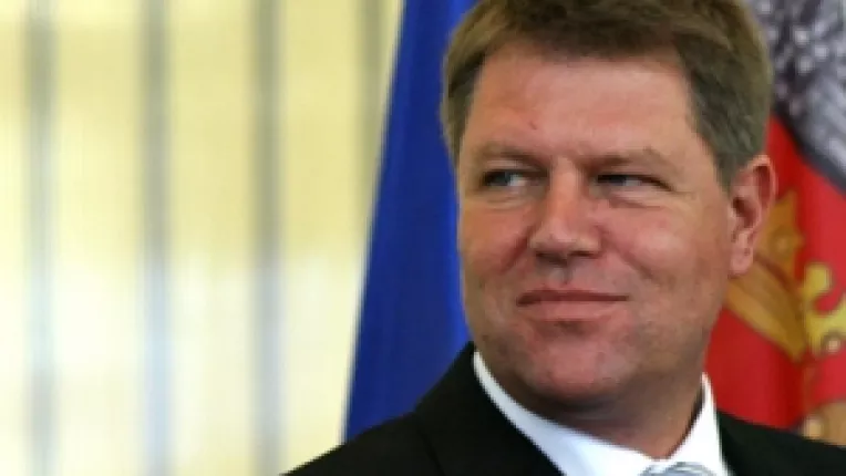 Johannis: "Accept propunerea domnului Geoana de a prelua functia de premier dava va castiga alegerile"