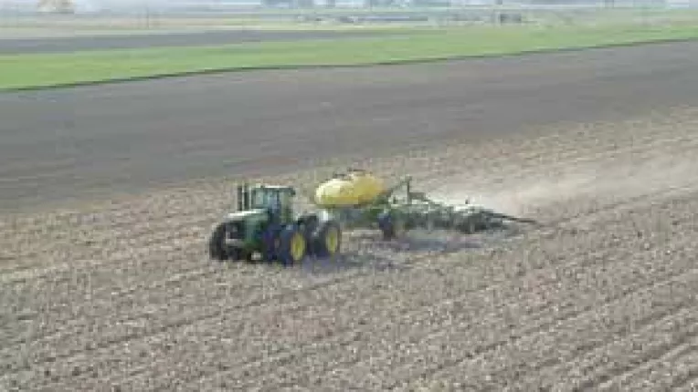 Jungla legislativa. Agricultorii SAPARD, blocati de banci