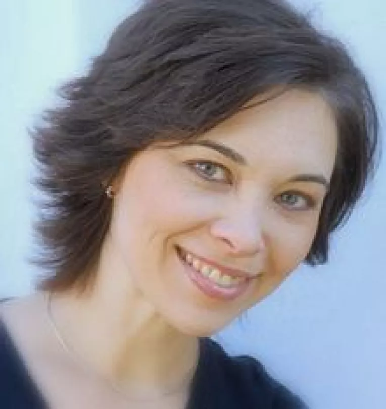 Jurnalista Sharon Hill (SUA): Ufologia, o cercetare de tip stiintific ? (1)