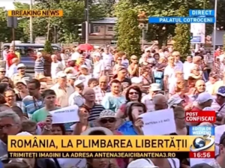 Jurnalistii de la Antena 3 au initiat o simbolica "plimbare a libertatii"