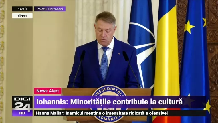 Klaus Iohannis a decorat personalitati din cultura: Minoritatile contribuie la cultura