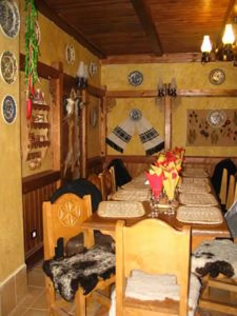 "La Izvoare", o pensiune de patru margarete