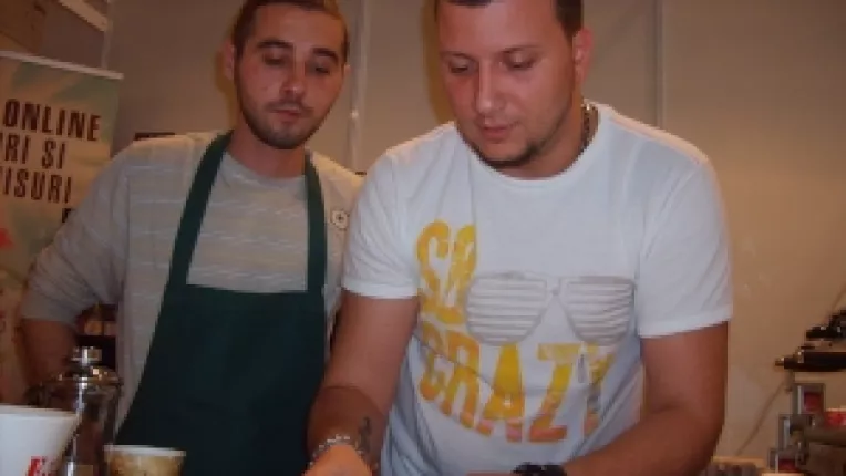 Laurentiu Stefan: "La Sala Dalles, am preparat capuccino si am facut demonstratii de latte art!"