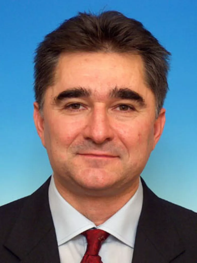 Legea jurnalistului a lui Ioan Ghise: Nu are girul BP al PNL si nici al grupului parlamentar al PNL din Senat