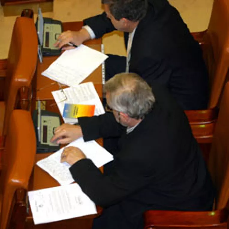 Legile integrarii, in doua viteze