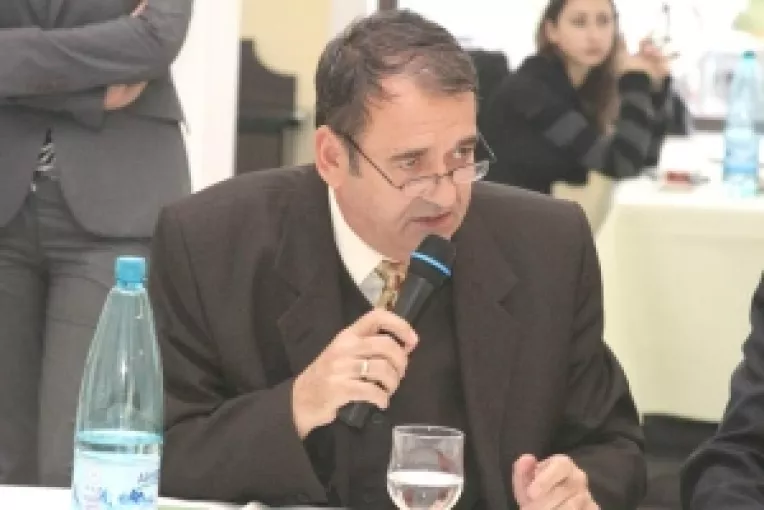 Liberalii constanteni lanseaza programul "Porti Deschise"