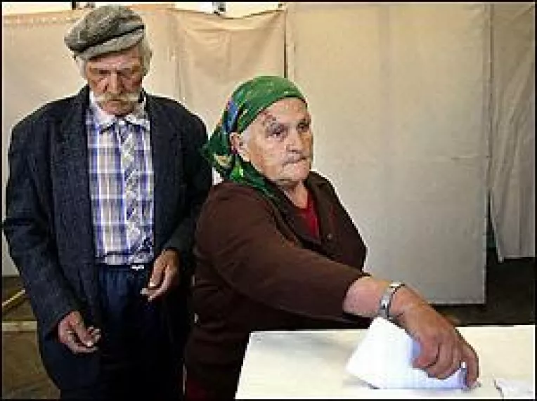 Liberalii propun reforma sistemului electoral.