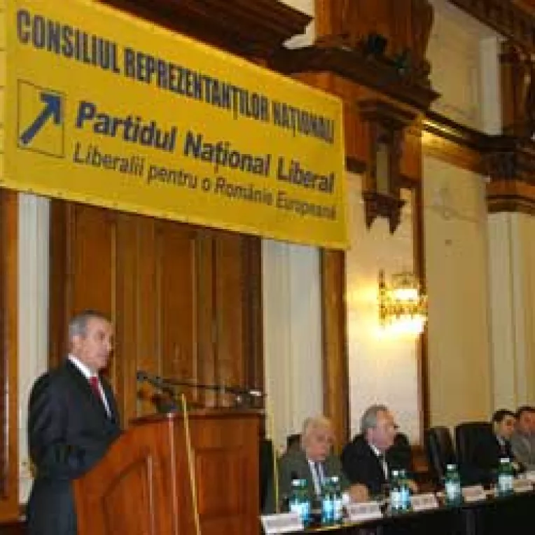 Liberalii vor sa fie tot vioara intaia in Alianta