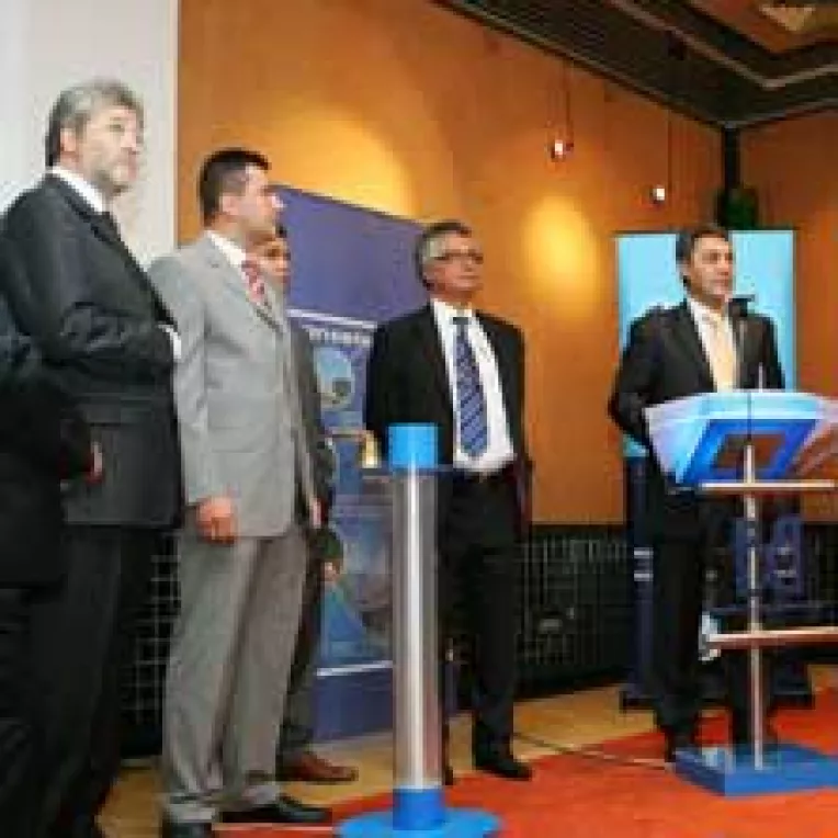 Listarea Transelectrica reduce factura la electricitate