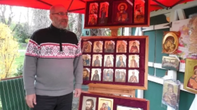 Liviu Balac, autor de icoane bizantine, l-a pictat pe Parintele Arsenie Boca