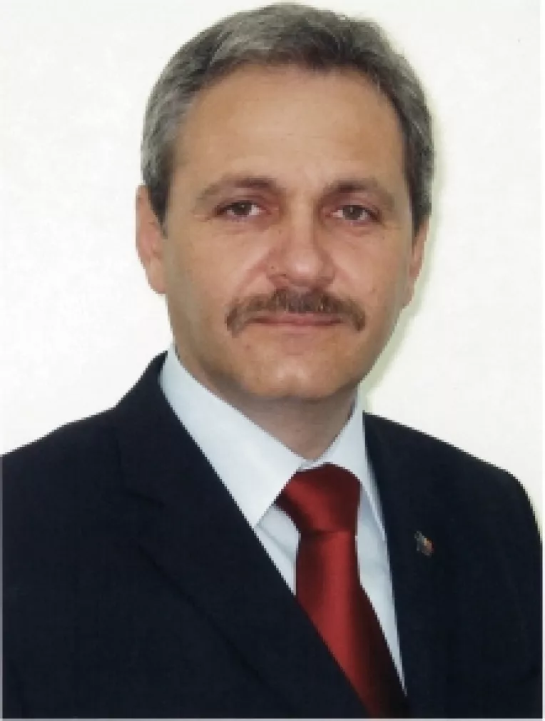 Liviu Dragnea: "Slugile lui Basescu sufera de spaima de moguli"